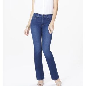 NYDJ Tummy Tuck boot cut jeans Size 4, 29" waist Repaired Flaw